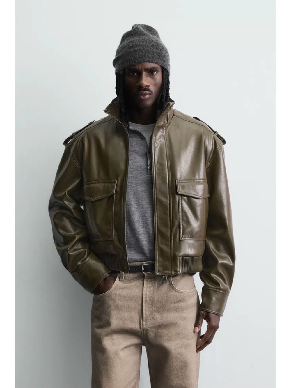 CROPPED FIT FAUX LEATHER JACKET
- Olive Green
